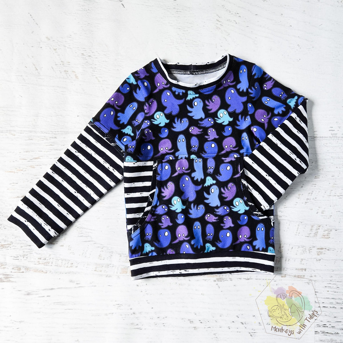 Ghosts pocket tee, size 3t
