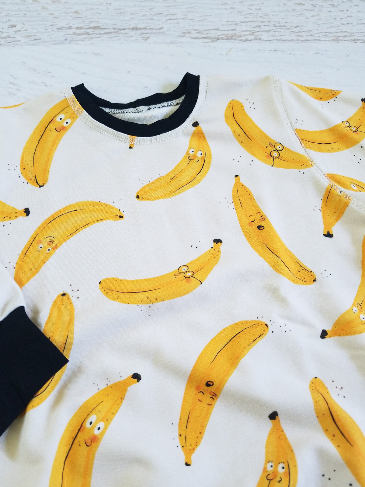 Silly Bananas retro sweatshirt, size 3-4t, 1 custom slot