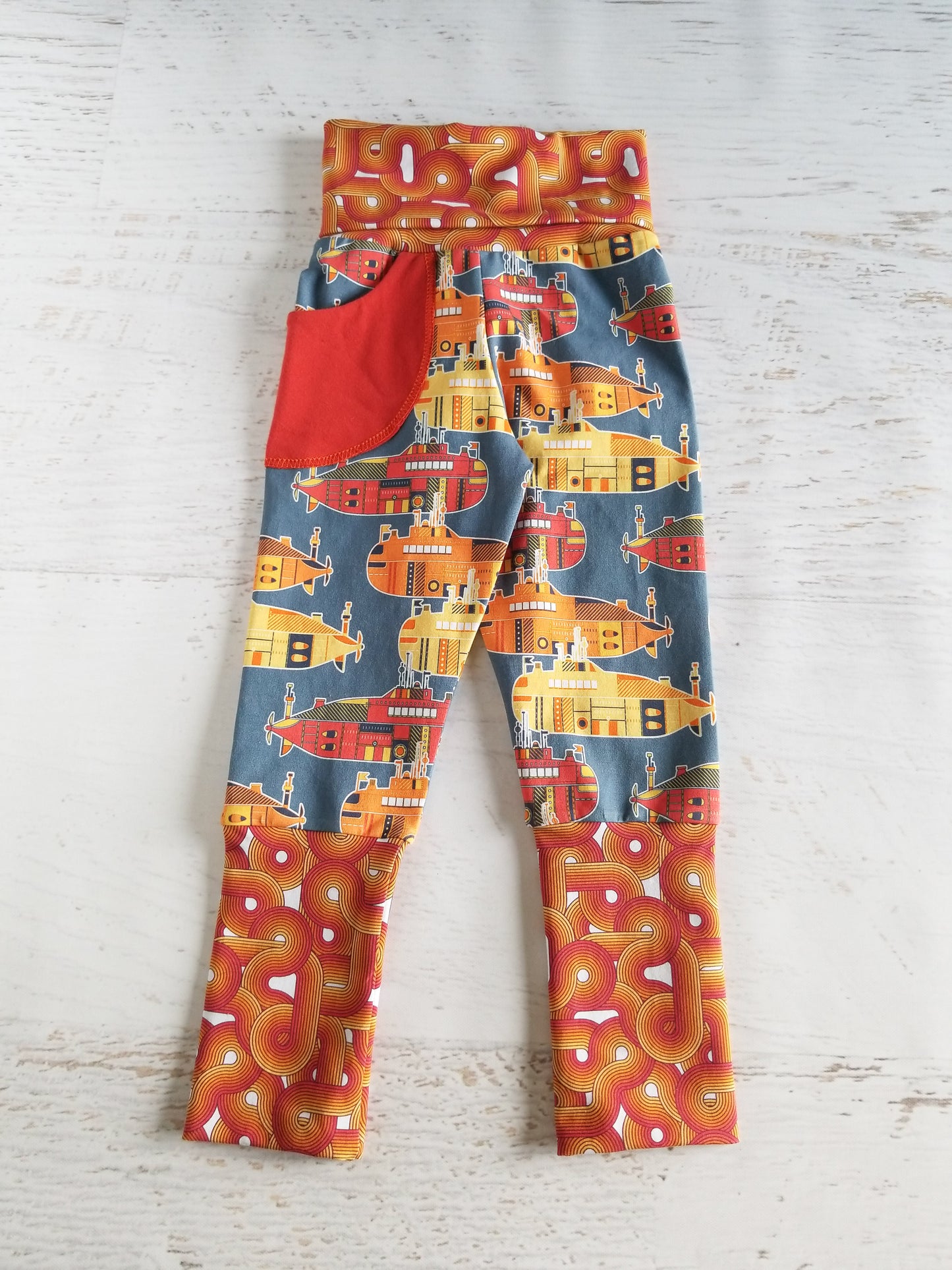 Grow with me joggers, size 2 (9m - 3/4 yrs)