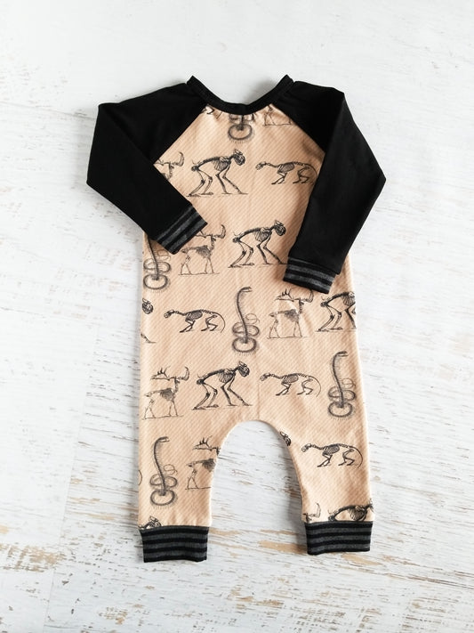 Pull on romper, animal skeletons, 9-12 month