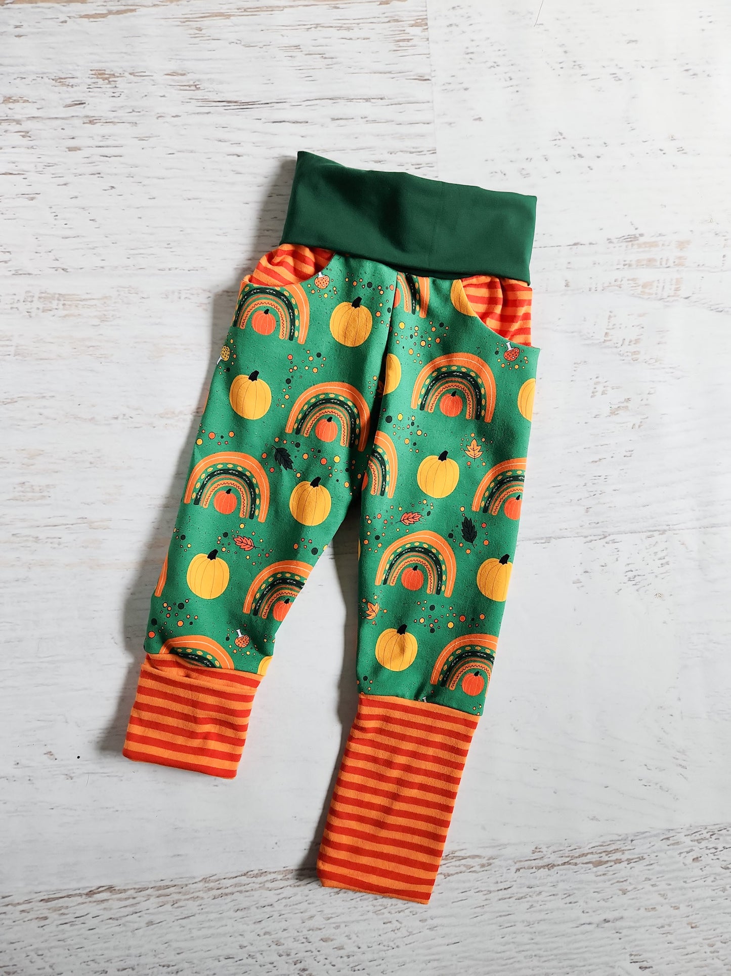 Pumpkin and rainbows grow with me joggers - sz 2 (6m-3/4t)