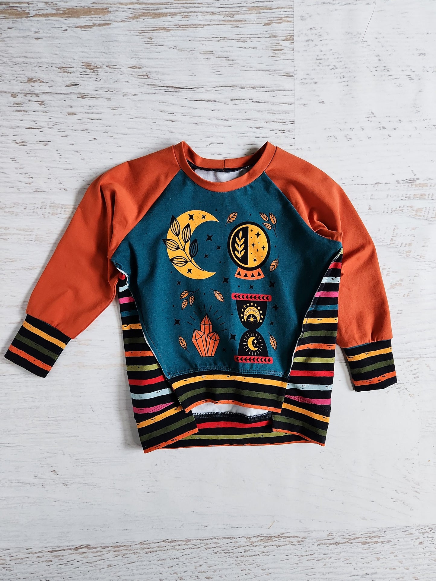 Mystical edgy raglan, 2-3t.