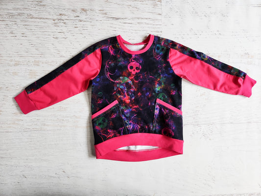 Smokey skulls tee, size 2-3t.